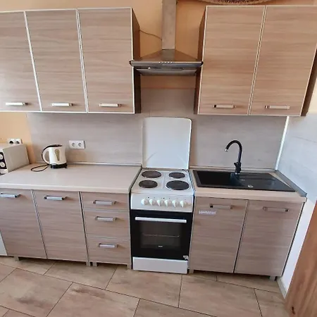 Ae Berg Apartment *